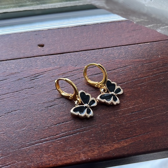 Handmade butterfly earrings - Picture 2 of 5